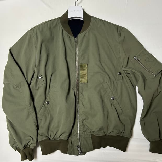 이얼즈어고 리버시블 ma-1 카키 m사이즈