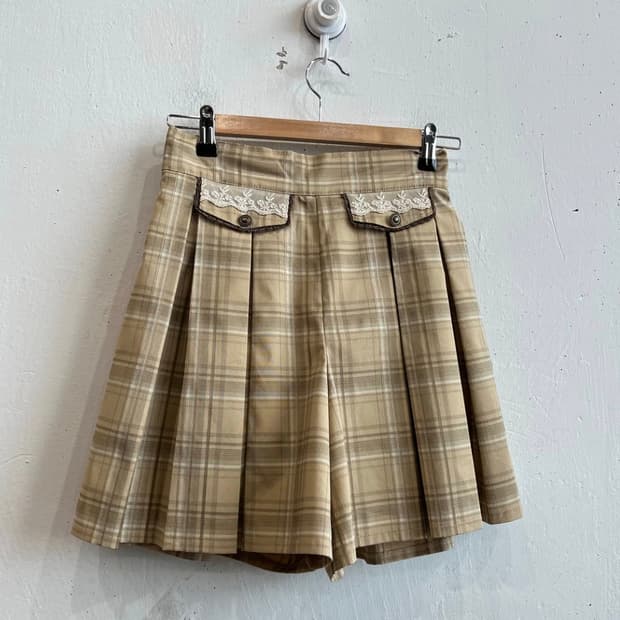 Axes femme plaid shorts