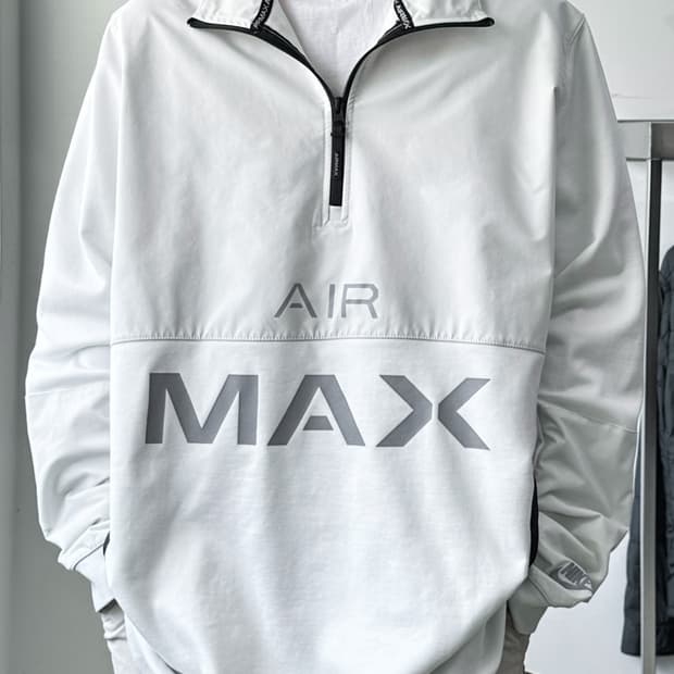 나이키 에어 맥스 하프 집 아노락