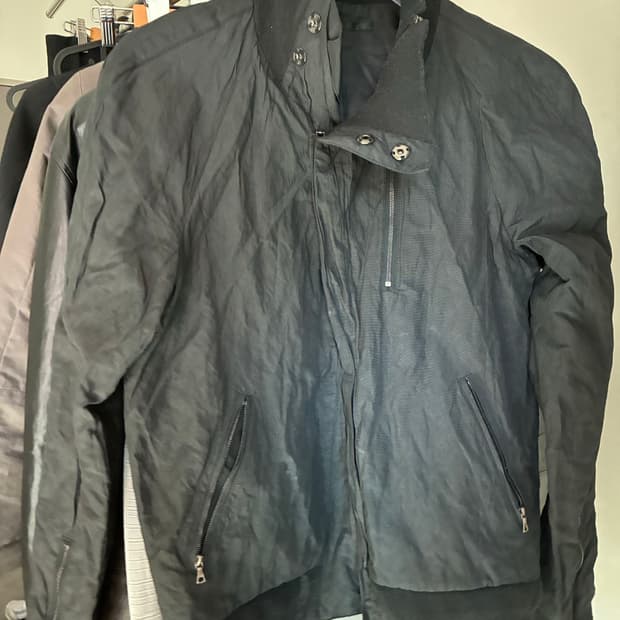 The viridi-Anne 하이넥 자켓 큐프라