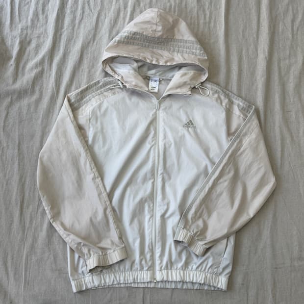 아디다스 에센셜 3s 우븐 바람막이 L