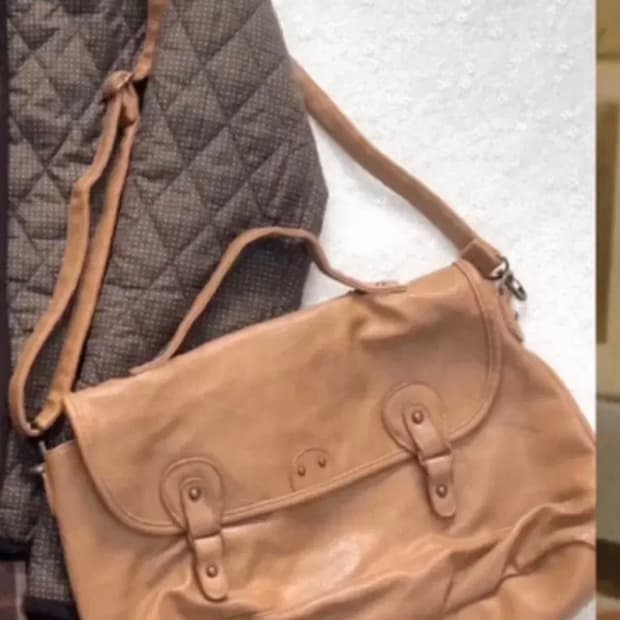 얼스뮤직 대장 라떼 크로스백