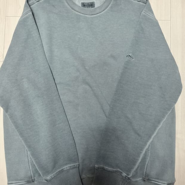 시리즈 Series 루나다잉 맨투맨