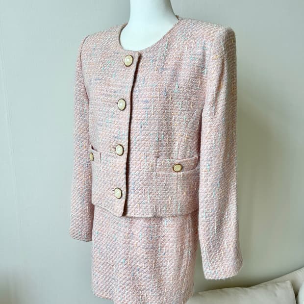 pink tweed setup