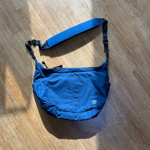 포터 클래식 나일론 숄더백