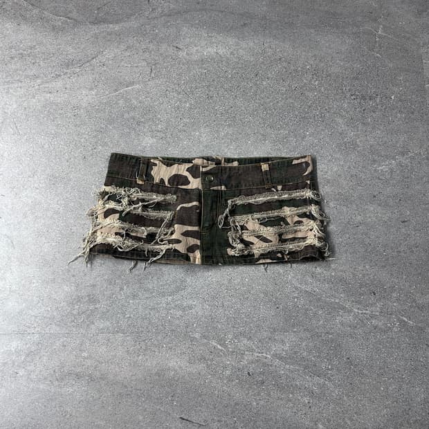 디스트레스드 카모 마이크로 미니 스커트