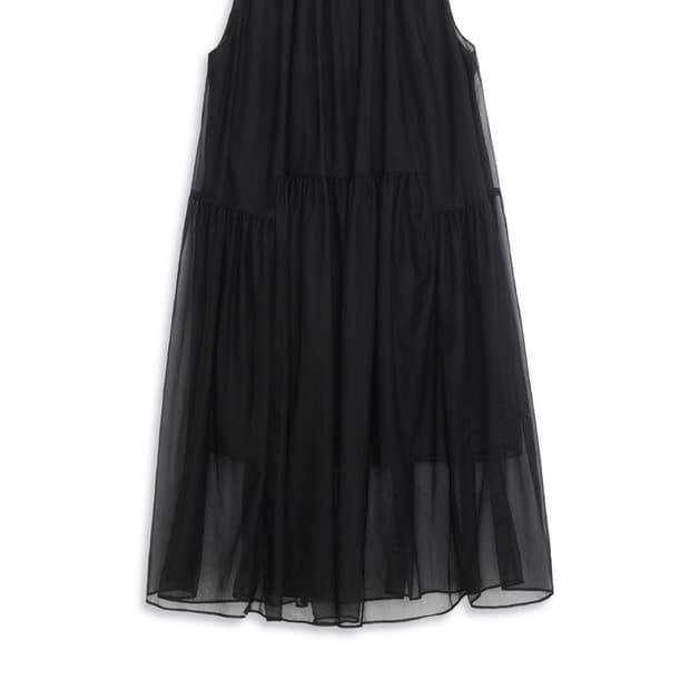 코스모스 플리츠 메쉬 드레스 블랙