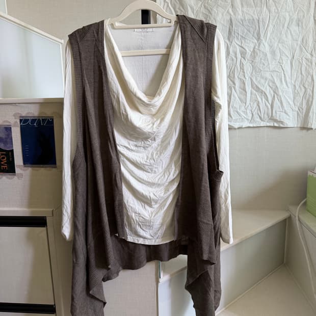 SET) 셔링 슬리브+모리 언발 베스트 가디건