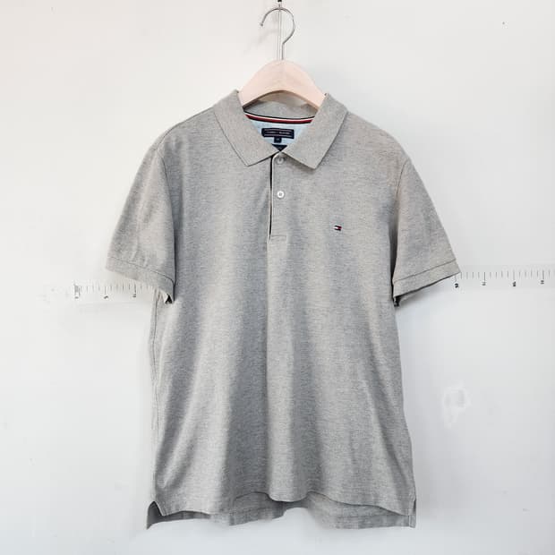타미힐피거 그레이 반팔 티셔츠
