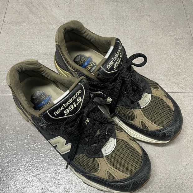 뉴발란스 991.9 UK 캐비어앤보드카 US8 (M9919CV)