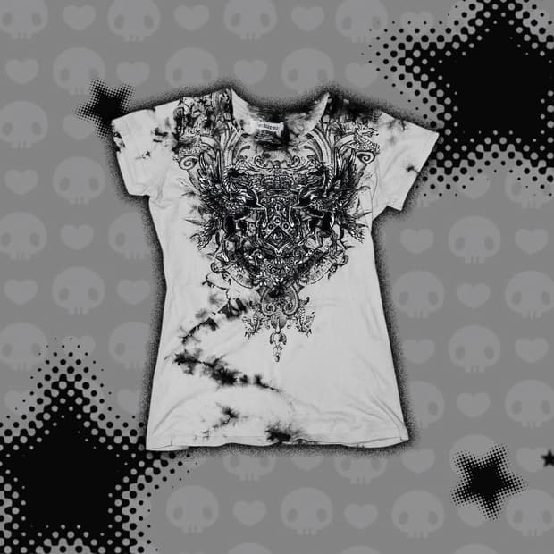 버커루 버카루 펑크y2k 반팔 딱붙핏 티셔츠