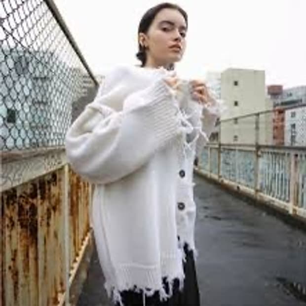 퍼버즈  Crash Wide Knit Cardigan