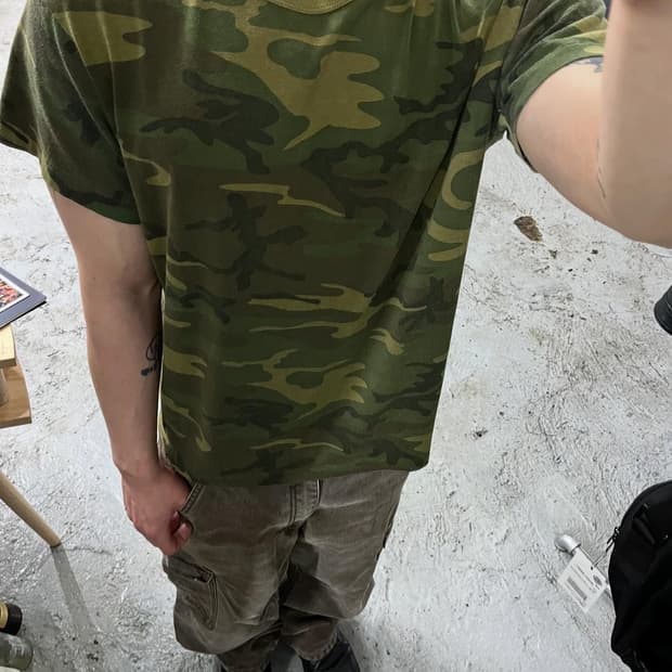 90s vtg camouflage tee 🇺🇸