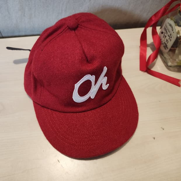 OHIO 울 볼캡 | 레드 펠트 & 레더 스트랩 빈티지 캡
