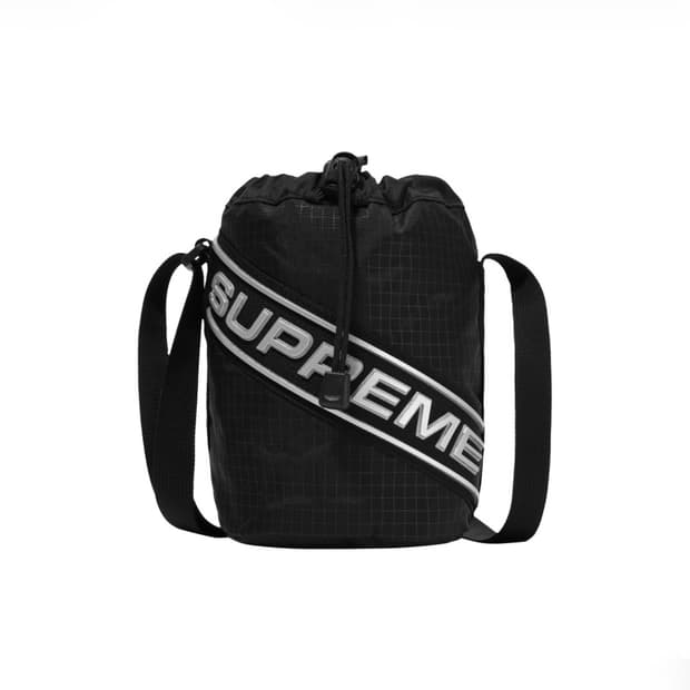 슈프림 23FW 스몰 신치 파우치 블랙 (새상품)