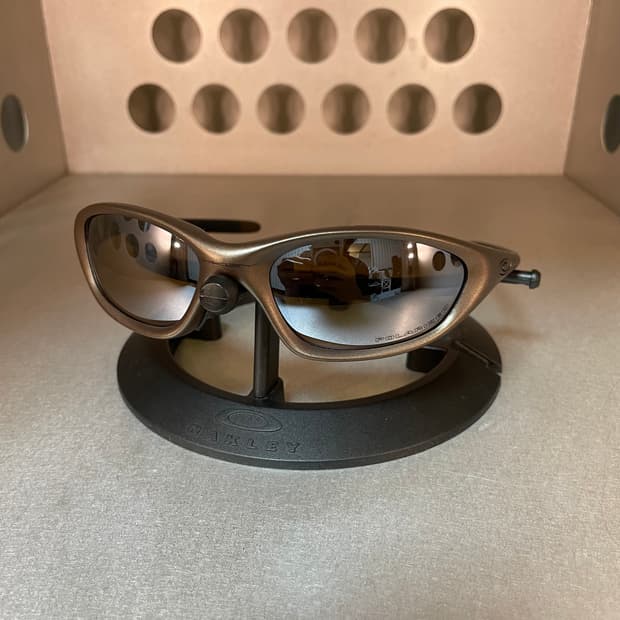 오클리 XX 트웬티 (2000)