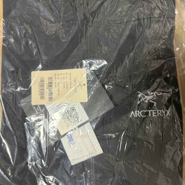 아크테릭스 스쿼미시 후디 xl 새상품(블랙)