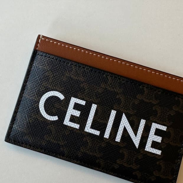 셀린느  정품 카드지갑 저렴하게 판매합니다