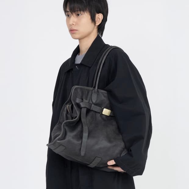 브라운야드 레더 버클 백 초판