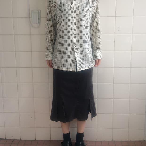 Dot pattern shirt