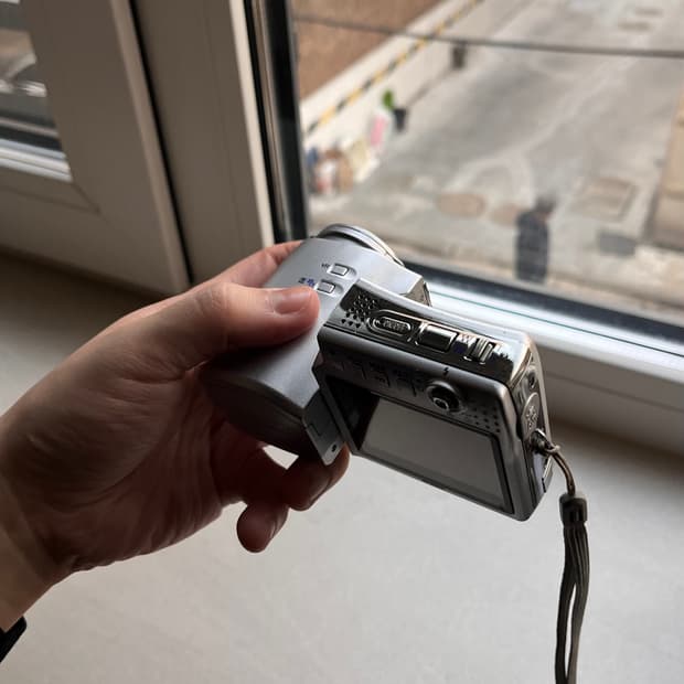 니콘 쿨픽스 S10 디지털 카메라