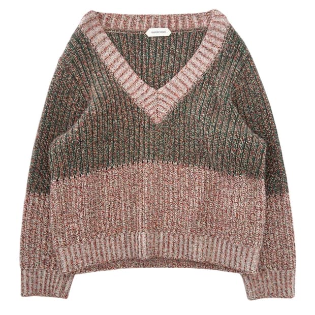 나마체코 컬러 패널 브이넥 니트