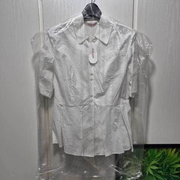 (세일)(새상품)마리끌레르 화이트 블라우스 5부