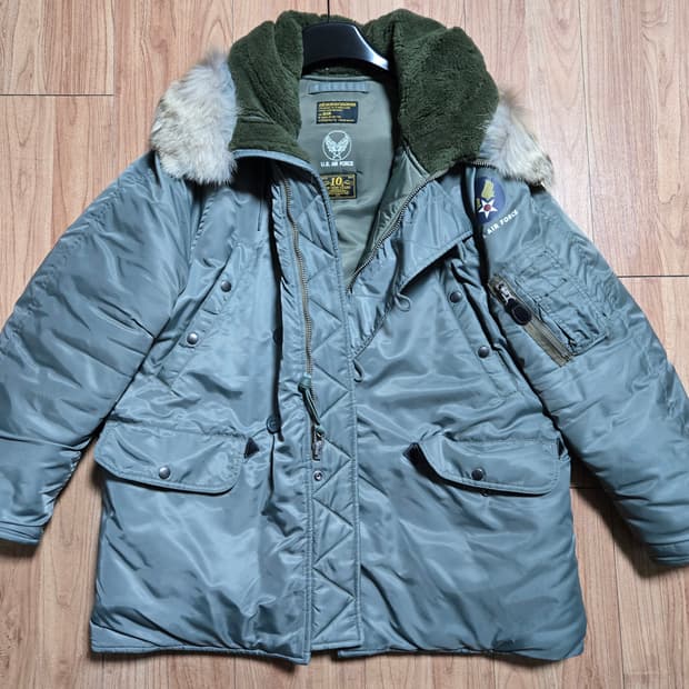 아웃스탠딩 N3B Flight Parka Sage Green