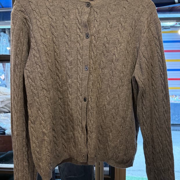 유니클로 그레이 꽈배기 니트 가디건