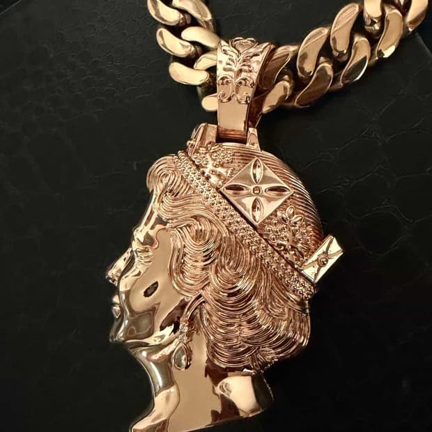 센트럴 씨 목걸이