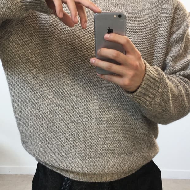 (구매) 동심 스너그 리버스 울 니트 삽니다