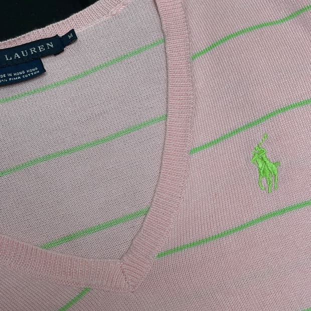 폴로 브이넥 스트라이프 니트