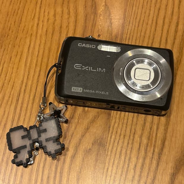 카시오 엑슬림 ex-z35 블랙 뽀샤시 뽀용 인물