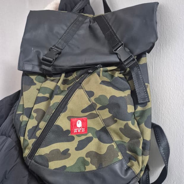 베이프 샘소나이트 백팩