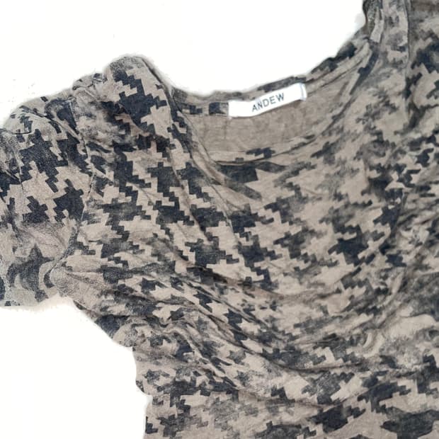 Andew vintage print t