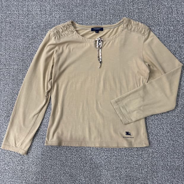 버버리 롱슬리브