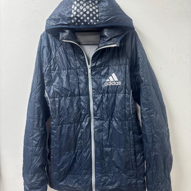 아디다스 네이비 도트패턴 후드 패딩