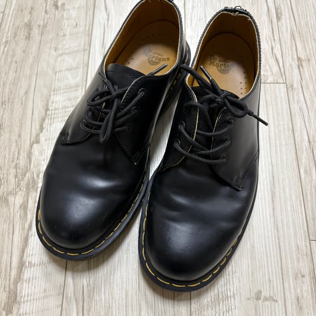 닥터마틴 1461 3홀 스무스 270