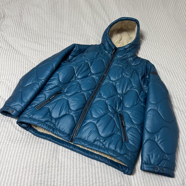 디스트릭트 비전 플리스 파카 (XL)