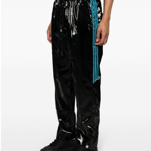 아디다스 x 송포더뮤트 하이 샤인 트랙 팬츠