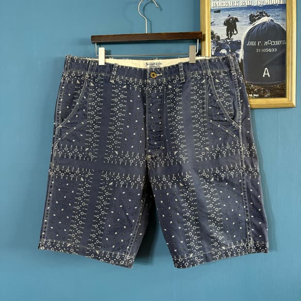 Schott Perfecto Bandana Pattern Shorts