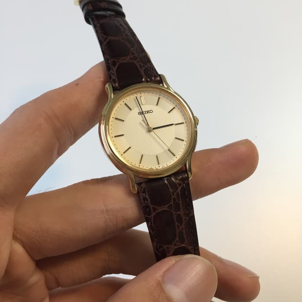 90s seiko quartz gold