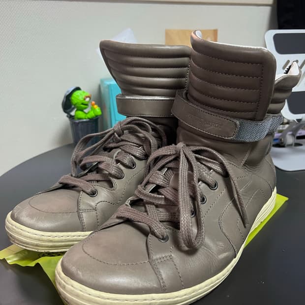 피에르하디 하이탑 41 (260-265)