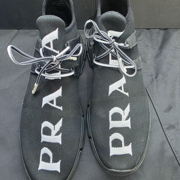 프라다 XY 로고 니트 스니커즈 블랙 화이트 (정품)