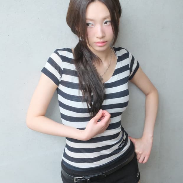 애즈온 sol stripe 스트라이프 T