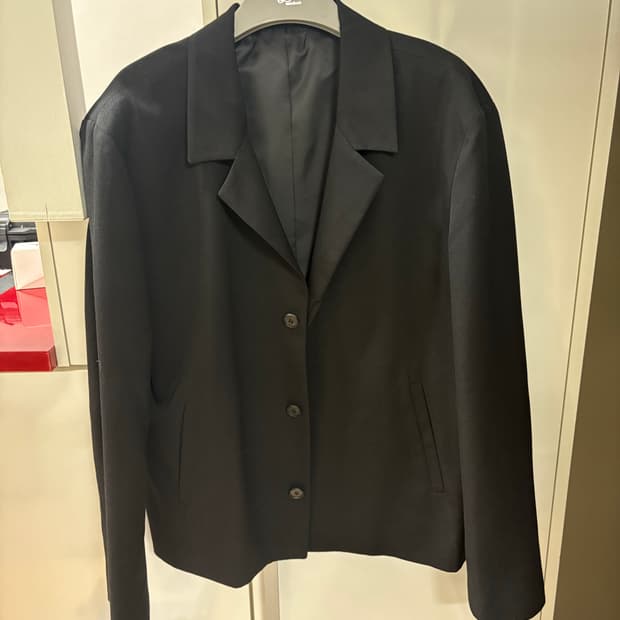 인사일런스 쓰리버튼 자켓 라지