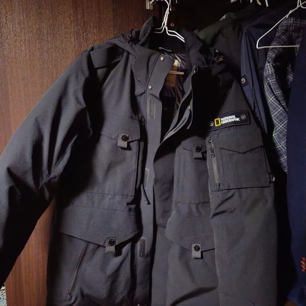 내셔널 지오그래픽 블랙 패딩 L