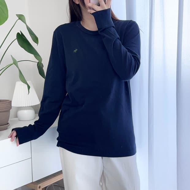  아베크롬비 딥네이비 그린로고 롱 슬리브 [ M ]