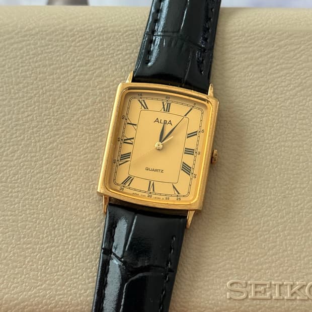 Seiko 세이코 쿼츠 ALBA 스퀘어 로만 탱크 1994