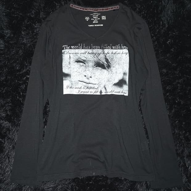 y2k emo graphic t 